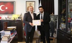 Çınarcık Belediyesi Çalışanlarına Başarı Belgesi