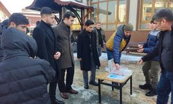 Ülkü Ocakları’ndan Şehitler Anısına Lokum İkramı