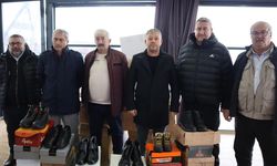 Yalova’da 400 Ayakkabı Çocukların Yüzünü Güldürdü