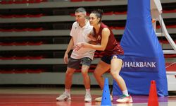 Bizim Kızlar Bodrum Deplasmanında