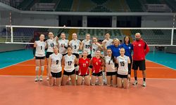 Sultanlar Sezonu Hekimoğlu Galibiyetiyle Tamamladı (3-0)