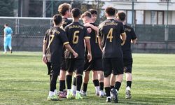 Yalovaspor “Yedi” Bitirdi