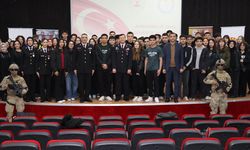 Jandarma ve Sahil Güvenlik Akademisi, Yalova’da kariyer fırsatlarını anlattı