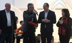 Çiftlikköy’de Grup Aydos’la Kadınlar Matinesi Fırtınası