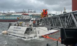 Yalova’da Fırtına Nedeniyle Gemideki 6 Kişi Tahliye Edildi