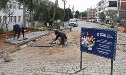 Yalova’da Parke Yol Ve Kaldırımlar Yenileniyor