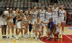 Bizim Kızlar Mersin’de Güldü