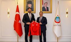 Vali Usta’nın Ata Sporu Güreşten Konukları Vardı