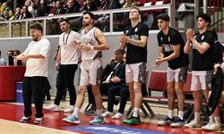 Dev Adamlar Rövanşı Aldı