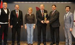 Yalova Üniversitesi’nde Şampiyonluk Coşkusu