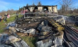 Çiftlikköy’de Konteyner Kütüphane Küle Döndü