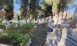 Esenköy’de Mezarlık Bayrama Hazır