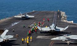 CENTCOM, İran’ın USS Abraham Lincoln Uçak Gemisini Vurduğunu Yalanladı