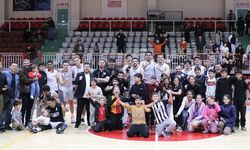 Çiftlikköy Belediye İBB Önünde Rahat Kazandı (75-64)