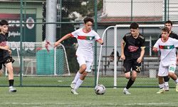 Yalova FK, U14 ve U15 Gelişim Liglerindeki Maceralarını Tamamladı