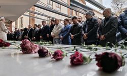 Saldırıda Ölen Öğretmen Ve Öğrenciler İçin Gıyabi Cenaze Namazı Kılındı