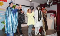 Çiftlikköylü Öğrenciler Çocuk Tiyatrosu Şöleniyle Eğlendi