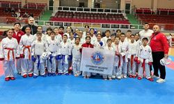 23 Nisan Karate Şampiyonası’nda Çiftlikköy Rüzgarı