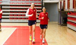 Bizim Kızlar, Gençlikspor’un Konuğu