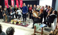 Türkülerle Duygu Seli Yaşandı