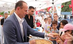 Çiftlikköy Belediyesi’nden Geleneksel Aşure İkramı