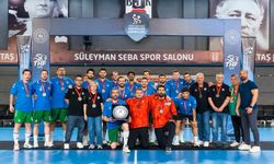 Yalovalı Gökay Takımı Nilüfer İle Süper Lig İkincisi Oldu
