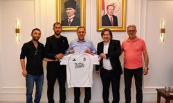 Beşiktaşlılar Vali Usta’yı Ziyaret Etti