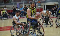 Fenerbahçe ve Beşiktaş Finalde