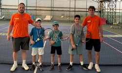 Yalova Tenis ve Dağcılık Kulübü 3 Şampiyon Çıkarttı
