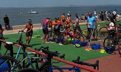 Yalova'da Marmara Bölge Triatlon Yarışmaları Düzenlendi