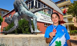 “Antrenörüme, Yalova Belediyesi Spor Kulübü’ne ve Aileme Teşekkür Ediyorum“