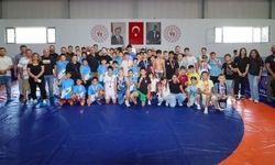Belediyeli Güreşçilerden Büyük Başarı