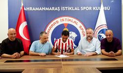 Ömer Kuşan, İstiklal’e İmzayı Attı