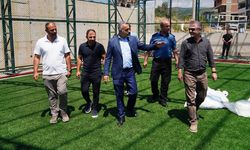Armutlu’da Kapalı Halı Saha Çalışmaları Tüm Hızıyla Sürüyor
