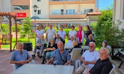 Yalova İl Sağlık Müdürlüğünden Huzurevi Ziyareti