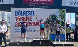 Duru, Burdur’dan Sonra Sakarya’da da Kürsü de