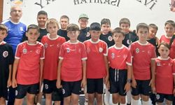 Sugörenspor’un Yıldız Adayları Yalova Huzurevini Ziyaret Etti