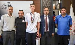 Uğuralp Eren Başarısının Sırrını Kılıç’la Paylaştı