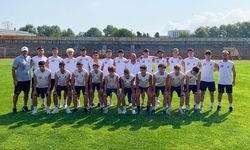 Yalovaspor U19 Takımı Sahaya İndi