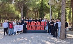 Çiftlikköy Gençleri Çanakkale’de Şehitleri Andı