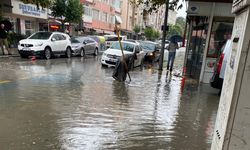 Mimar Sinan Caddesi’nde Altyapı Sorunu Esnafı Mağdur Ediyor
