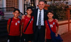 Vali Usta, Genç Futbolcuları Sevindirdi