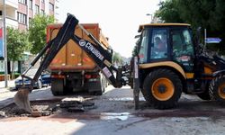 Eczacı Sokak’ta Yenileme Çalışmaları Sürüyor