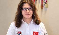 Yalova’ya İlki Yaşatan, Meriç Pehlivan Özbekistan’da Madalya Arayacak
