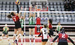 Voleybol Sezonunda İlk Servis 9 Ekim’de