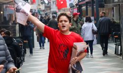 Cumhuriyet’i Müjdeleyen Gazete Yalova Sokaklarında Dağıtıldı
