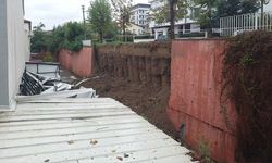 Okul Duvarı Çöktü Facia Kıl Payı Atlatıldı