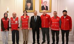 Vali Usta, Kızılay Yöneticilerini Kabul Etti