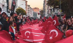 Yalova’da 29 Ekim Coşkusu Fener Alayıyla Taçlanacak