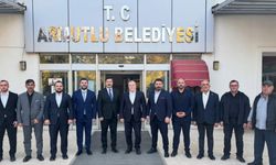 Yenişehir Belediye Başkanı Özel’den Armutlu Belediyesi’ne Ziyaret